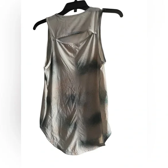 Lululemon Sculpt Tank Top - Picture 5 of 6